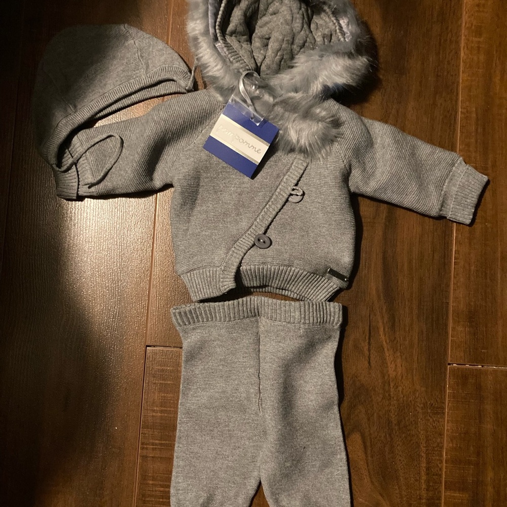 NWT Pompomme Toddler Designer Hooded Sweater with Pants and Hat; Size 3M